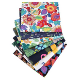 CraftsFabrics Lot de 7 carrés de tissu prédécoupés 100 % coton Motif perroquets hawaïens Motif floral tropical